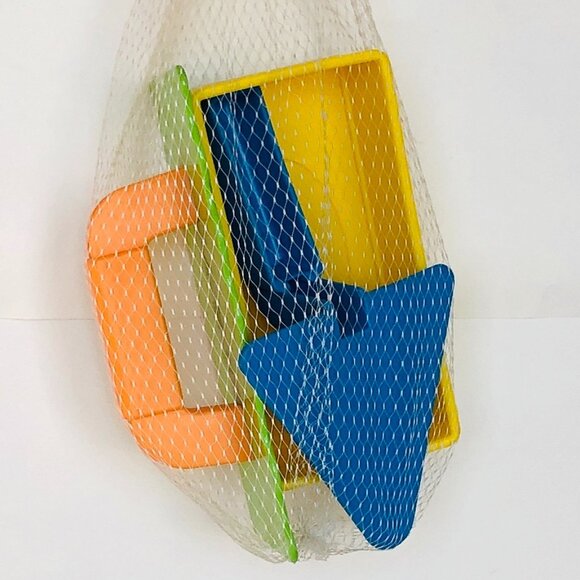 Hape Beach Sand and Snow Outdoor Toy – Master Bricklayer Set New Sealed Age 18M - Picture 9 of 13